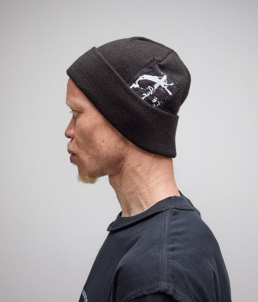 SACRIFICE PATCH BEANIE // BLACK