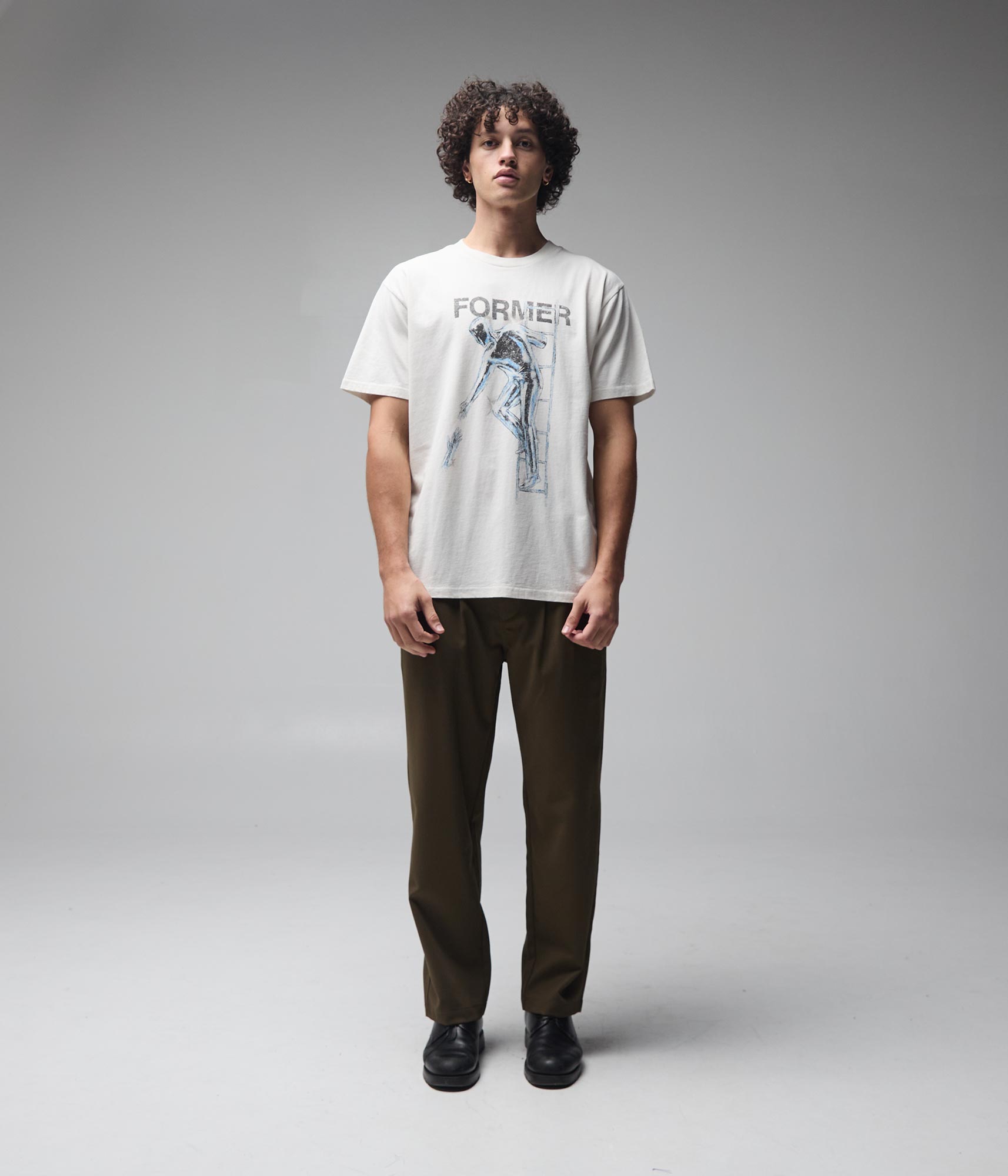 FORMER Grasp T-Shirt in BONE