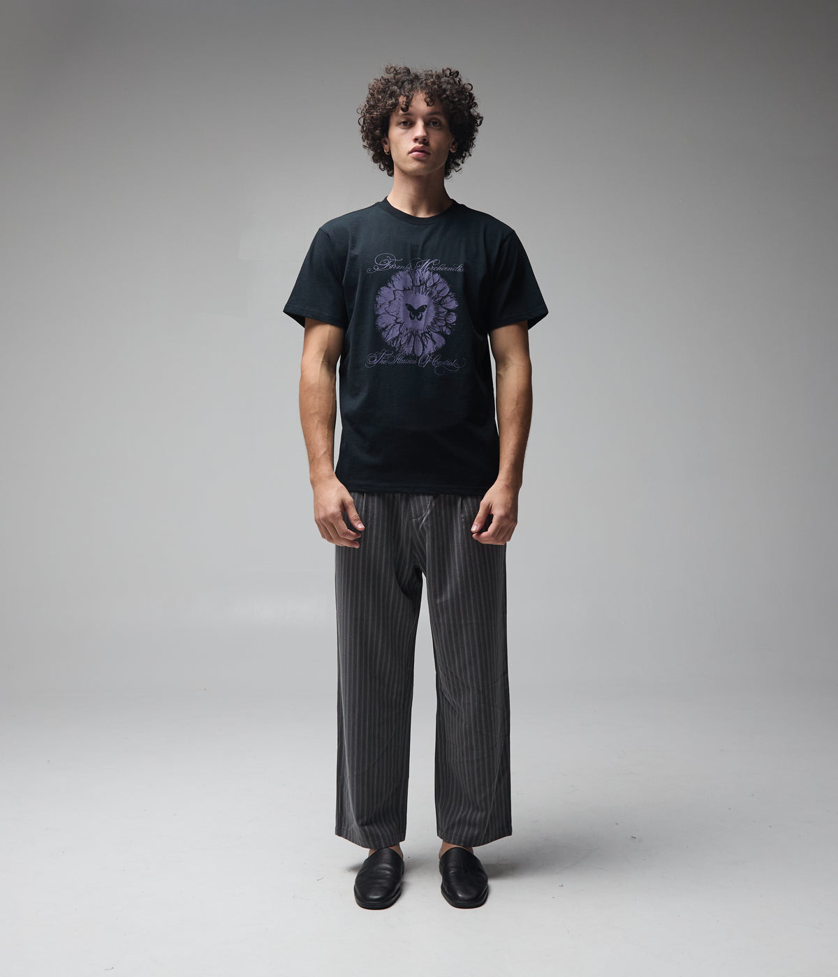 FLUTTER T-SHIRT // BLACK
