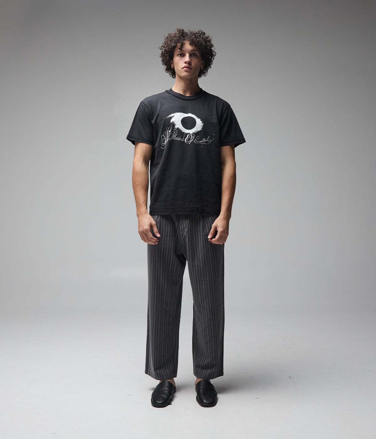 ILLUSION T-SHIRT // WASHED BLACK