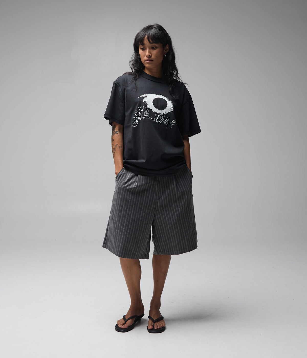 ILLUSION T-SHIRT // WASHED BLACK