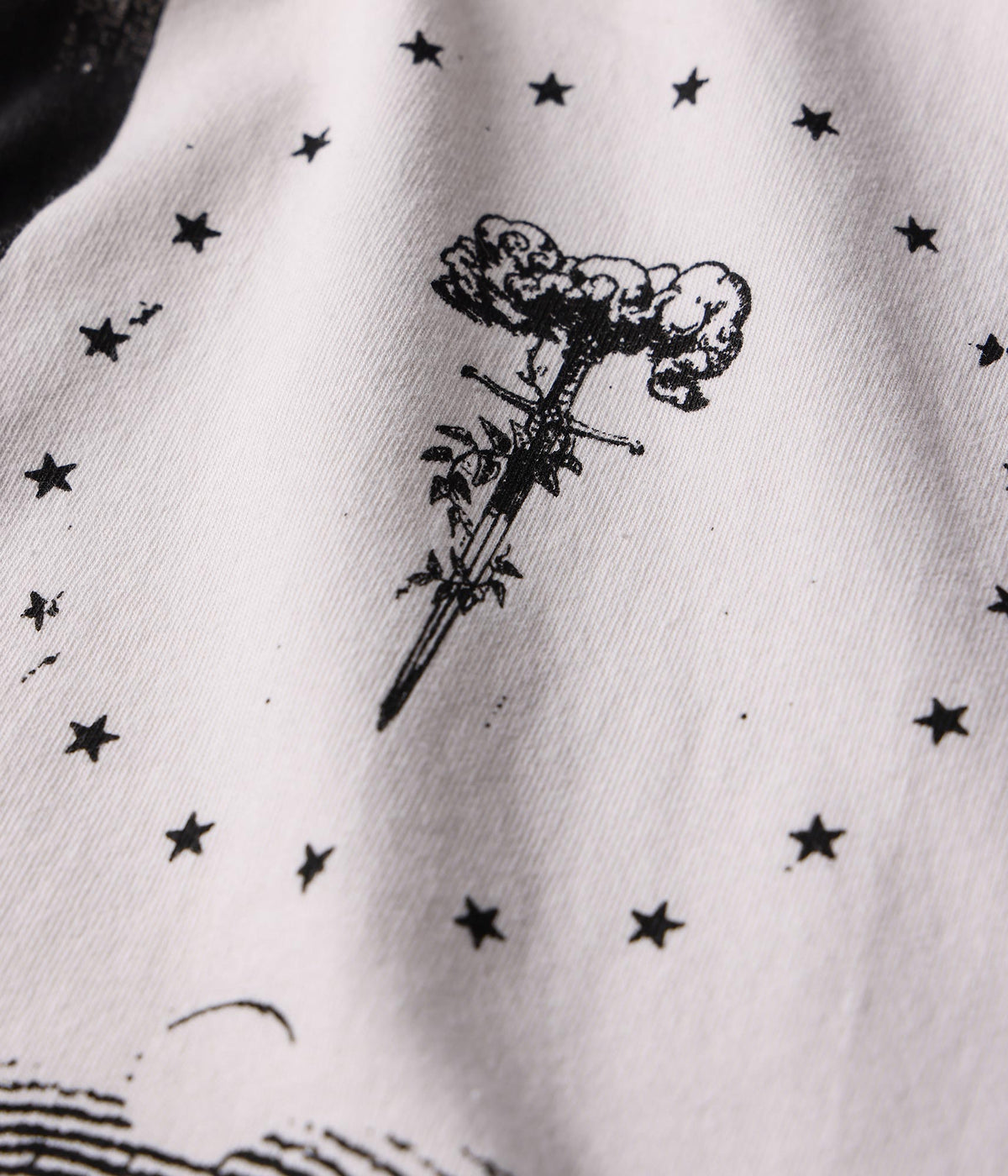ILLUSION LS T-SHIRT // BONE