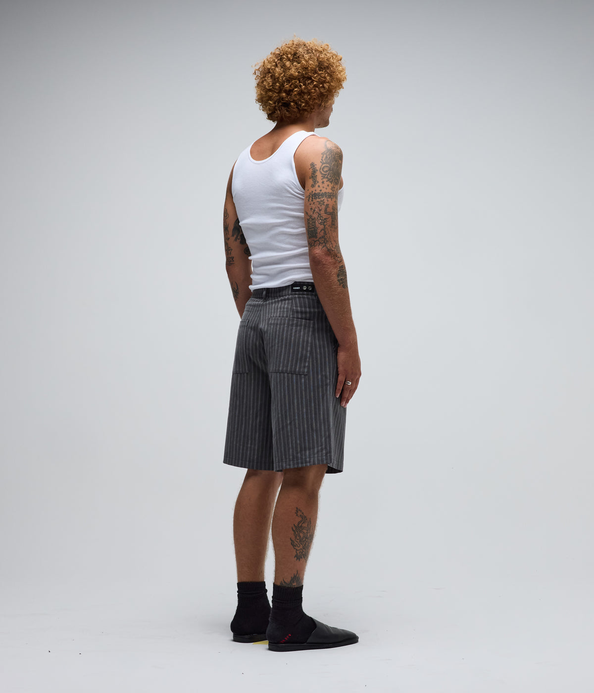 ANDERSON PINSTRIPE WALKSHORT // GREY