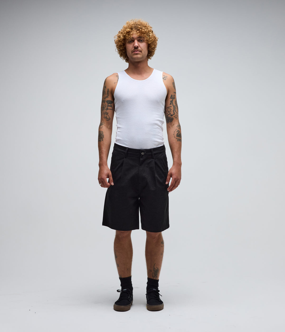 ANDERSON TWILL WALKSHORT // BLACK