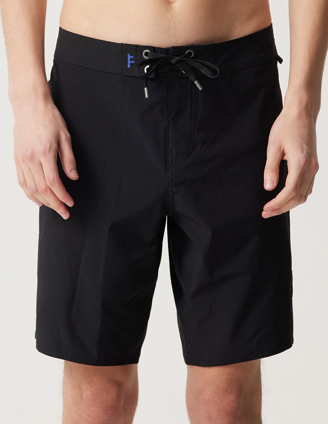 'Existence Control Trunk' Black