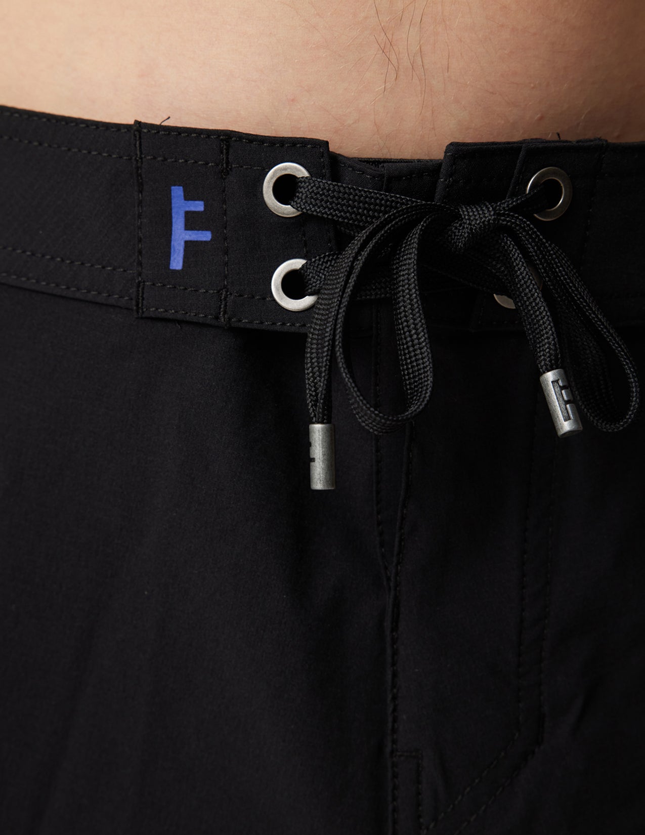 'Existence Control Trunk' Black