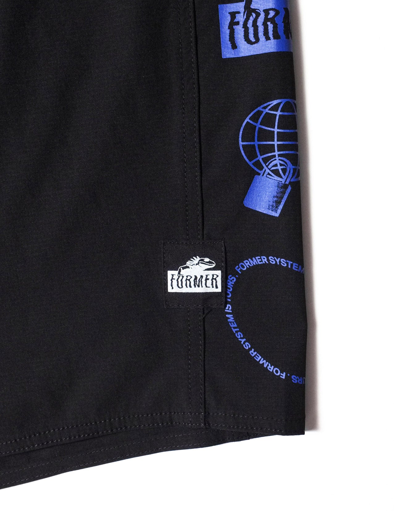 'Existence Control Trunk' Black