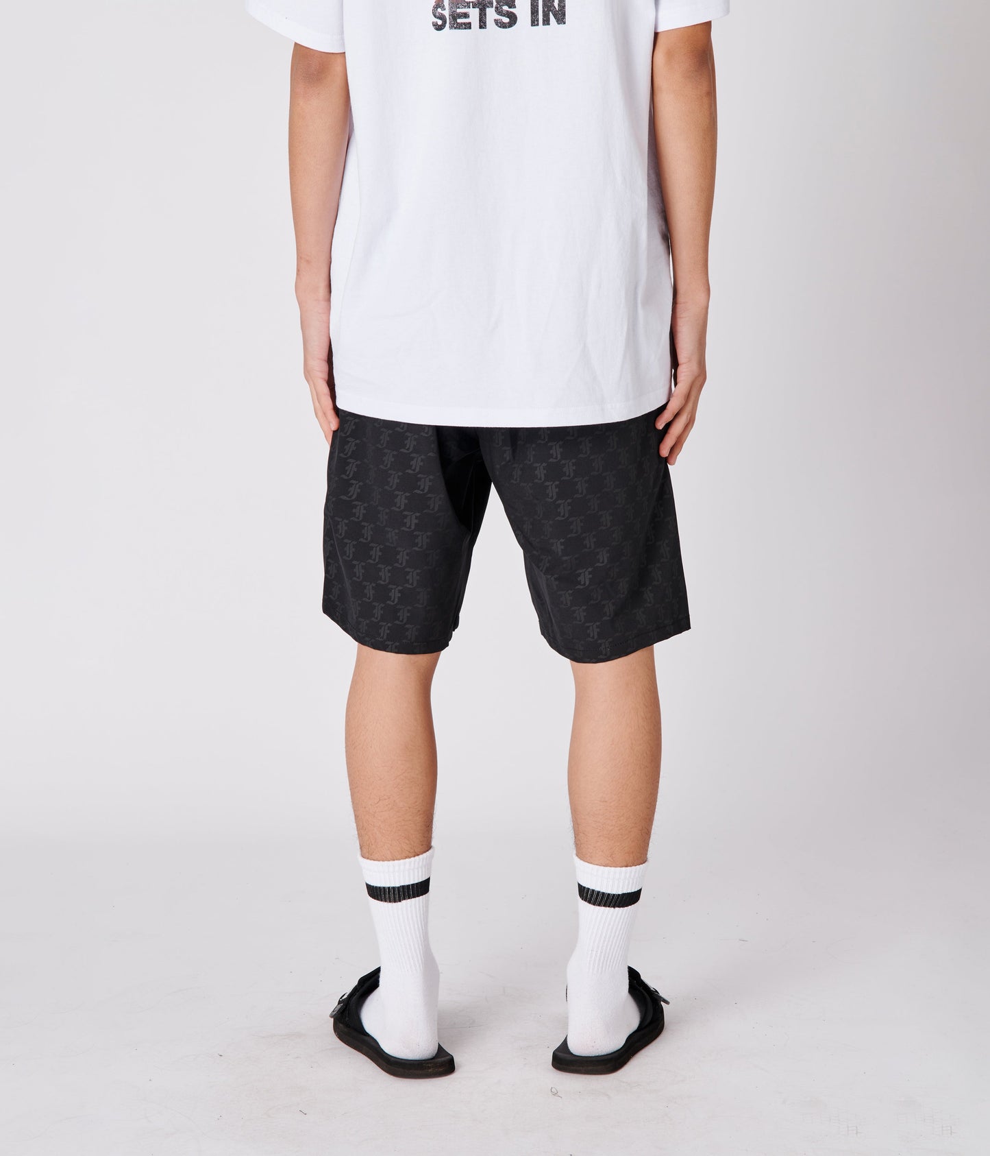PRAYER SYNOPTIC WALKSHORT // BLACK