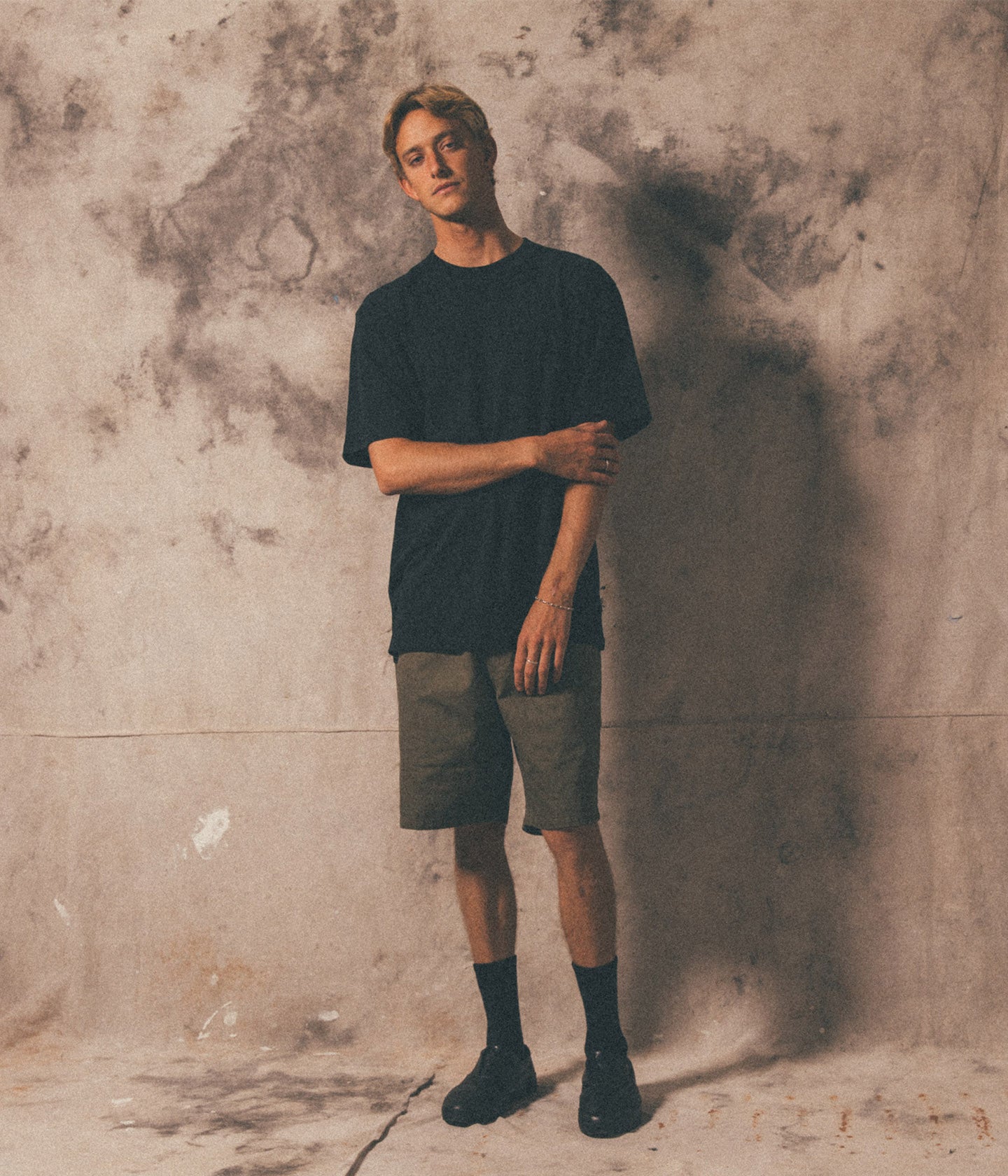 フォーマー　former ショーツ　PRAYER SHORT | ARMY PRAYER HERRINGBONE WALKSHORT // ARMY – FORMER MERCHANDISE