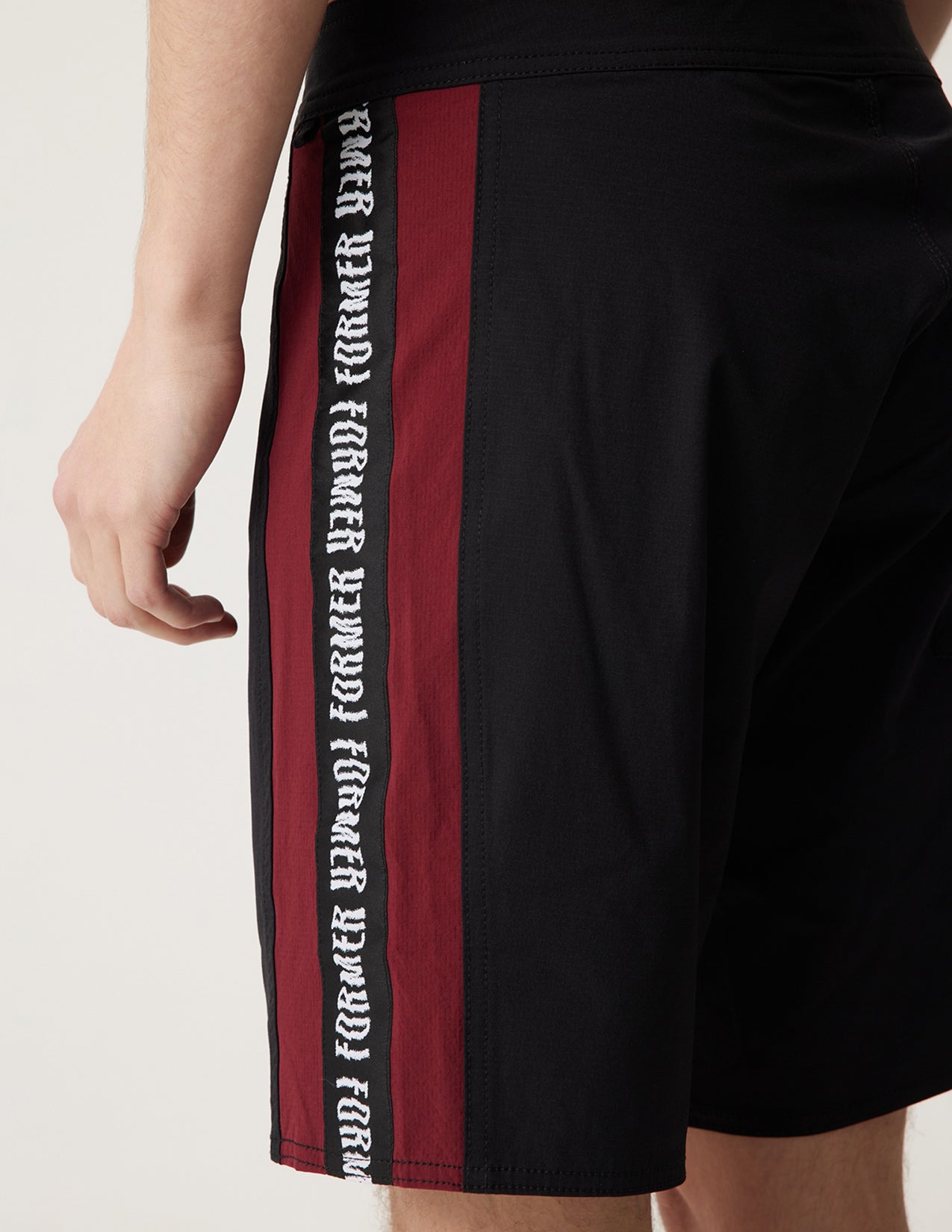 'Reverb Tape Trunk' Black