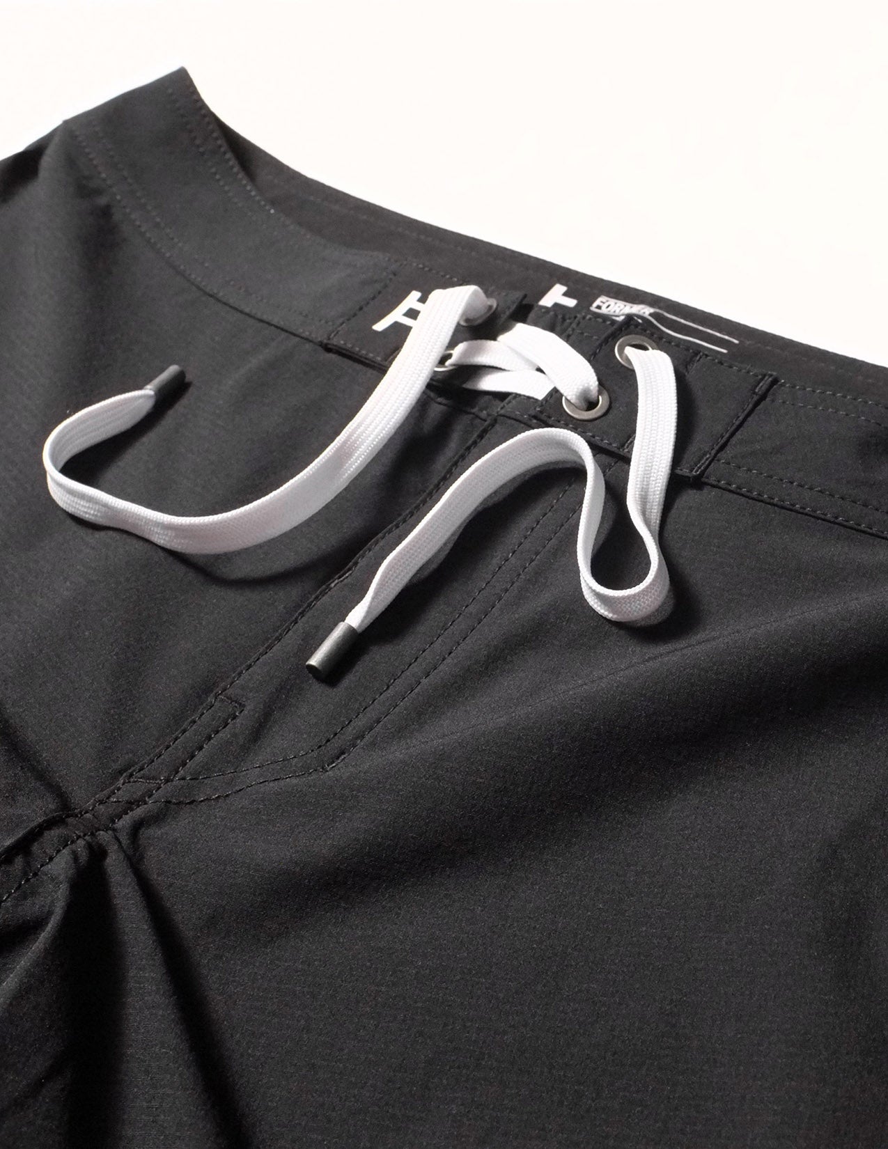 'Reverb Tape Trunk' Black