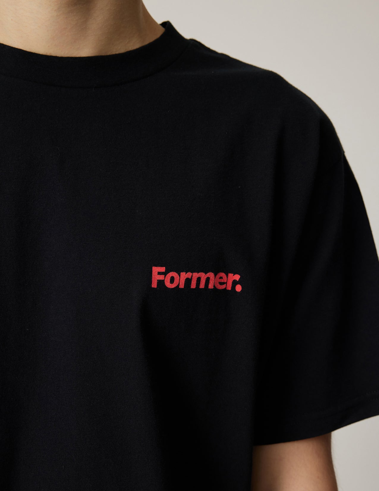 'Reaction Tee' Black