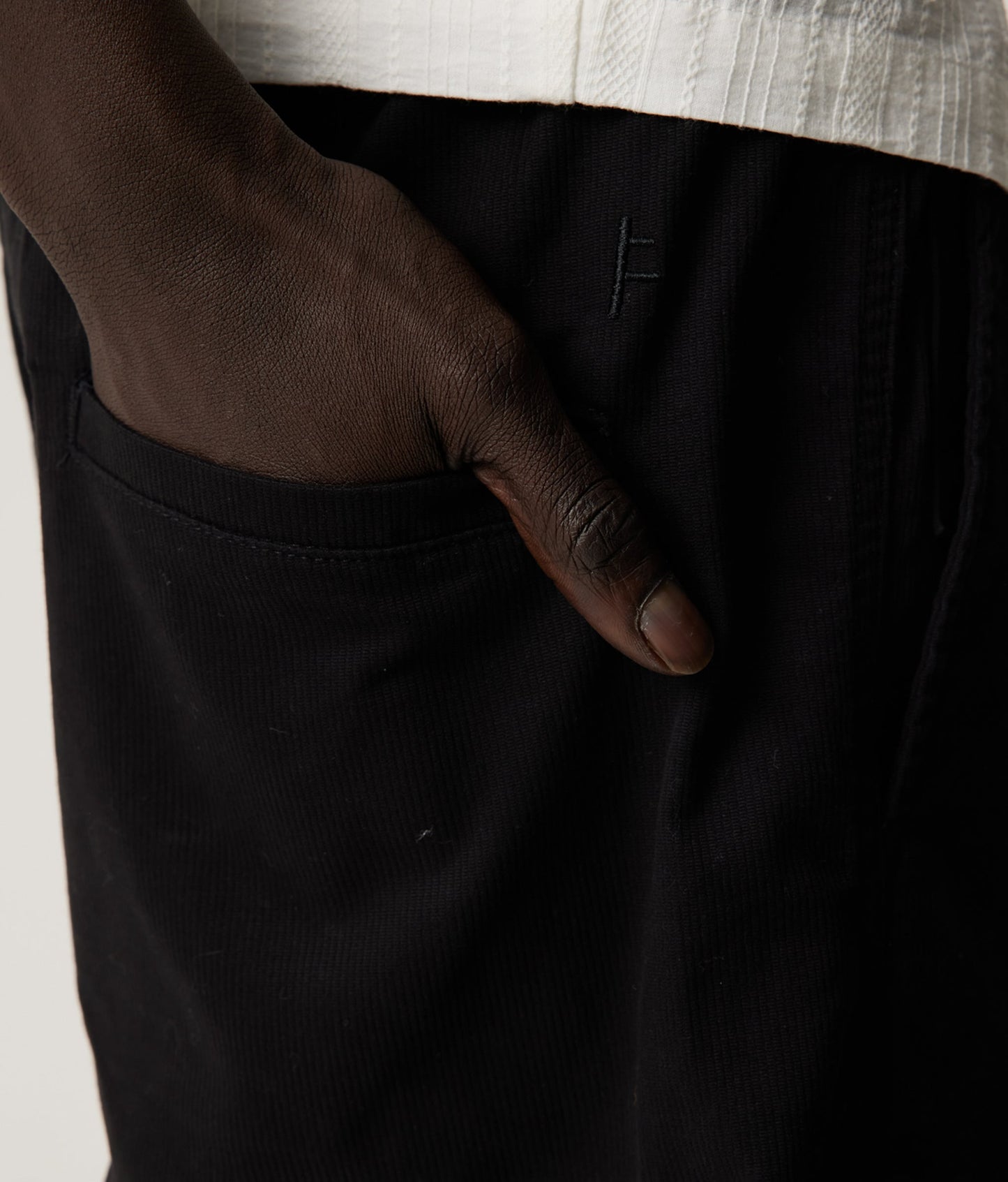 PRAYER WALKSHORT // BLACK