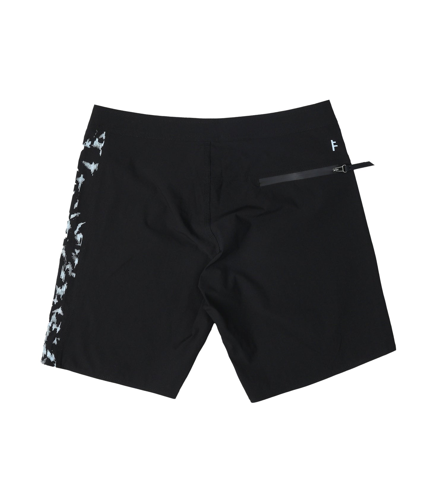 DIFFUSE CONTROL 18.5 TRUNK // BLACK