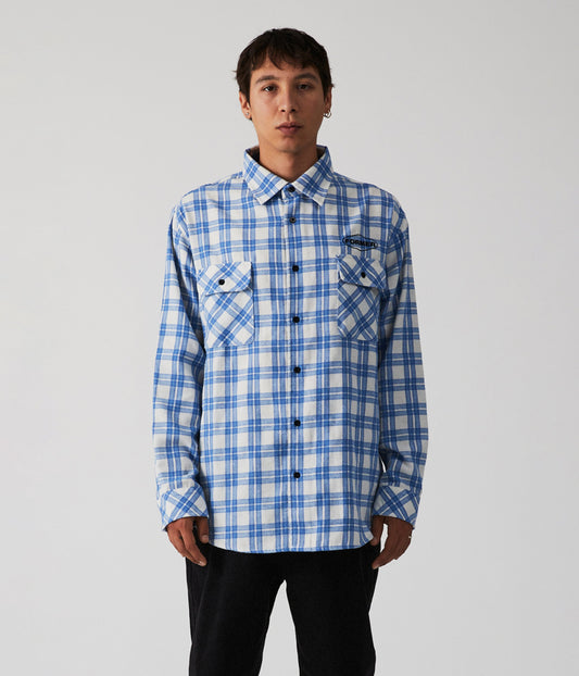 SILENCE CHECK LS SHIRT // PALE BLUE
