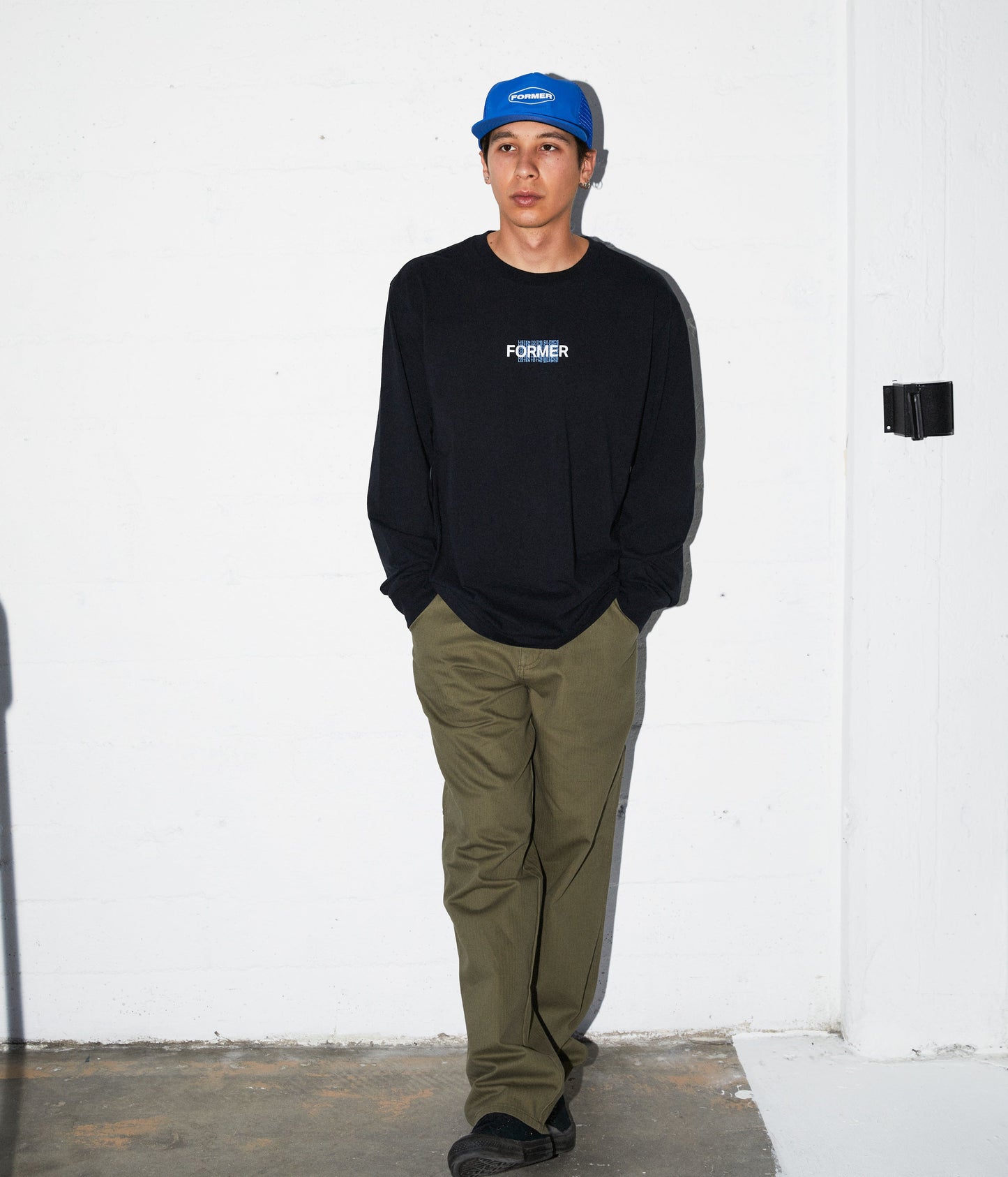 COMPLEXION LS T-SHIRT // BLACK
