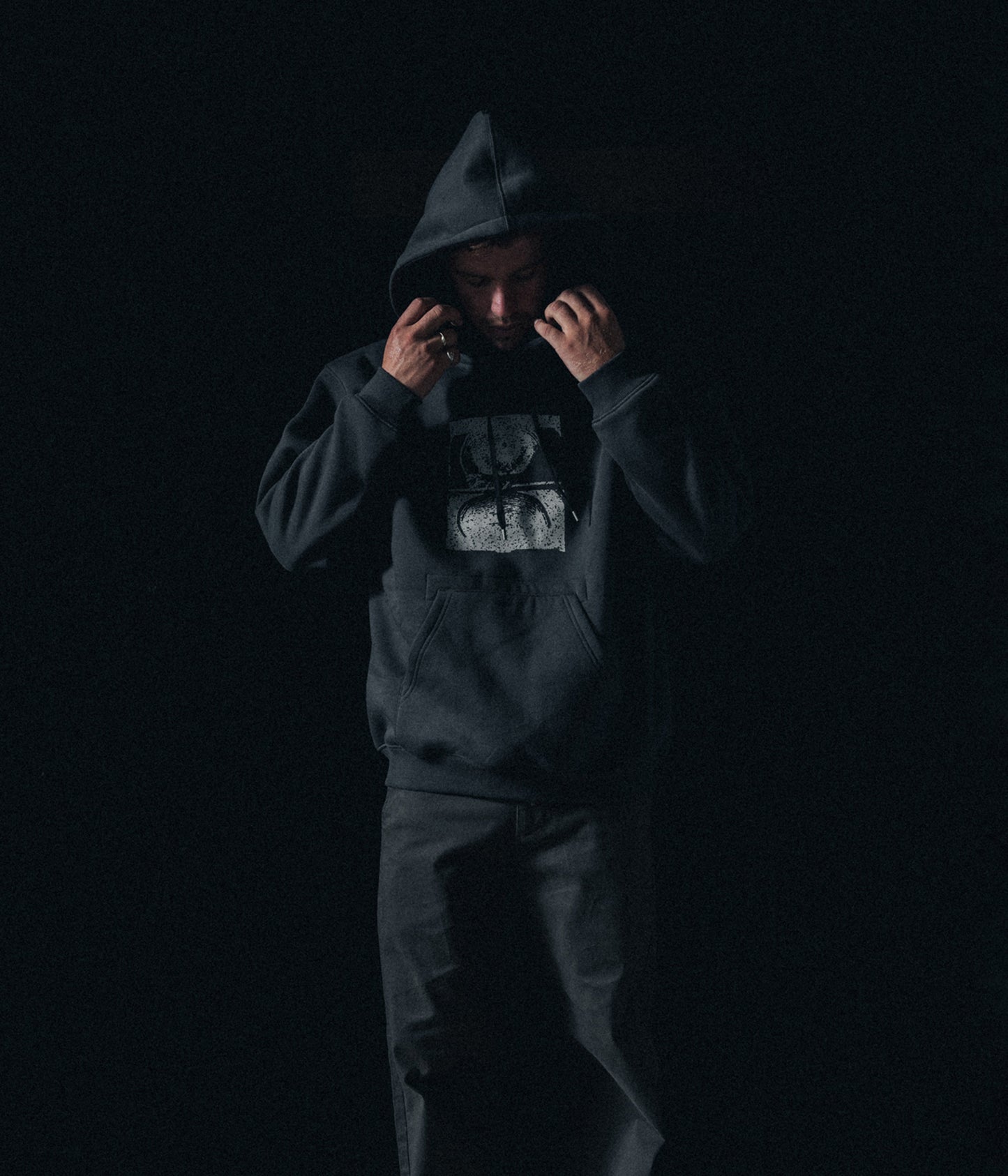 CRUX EYE HOOD // PEPPER