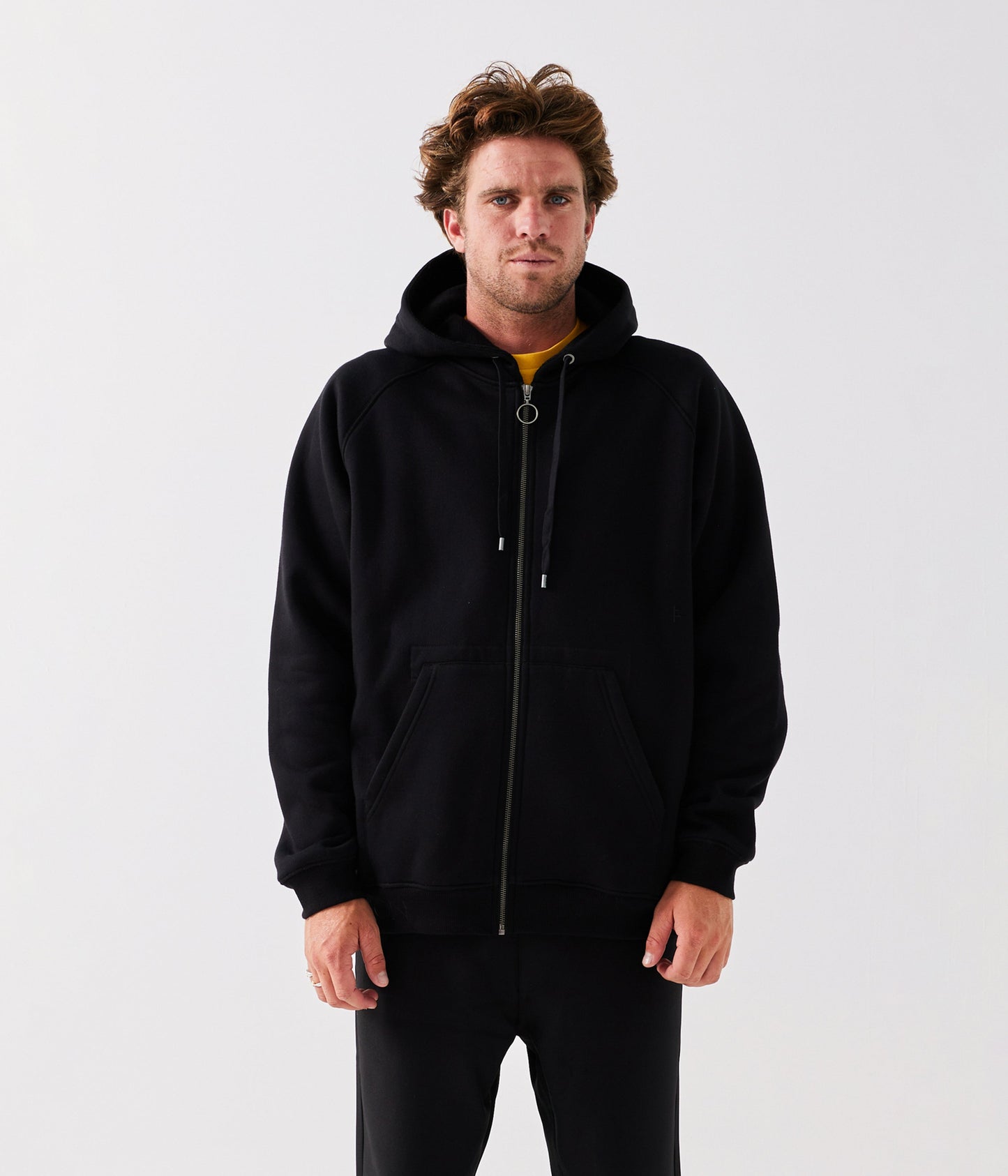 BASTET ZIP HOOD // BLACK