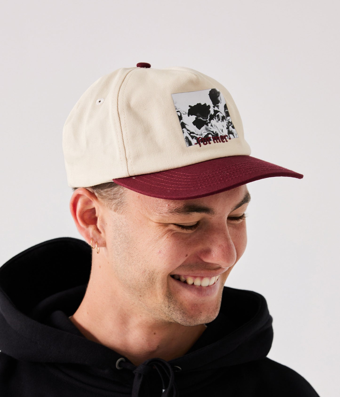 SHIMMER CAP // NATURAL/BURGUNDY