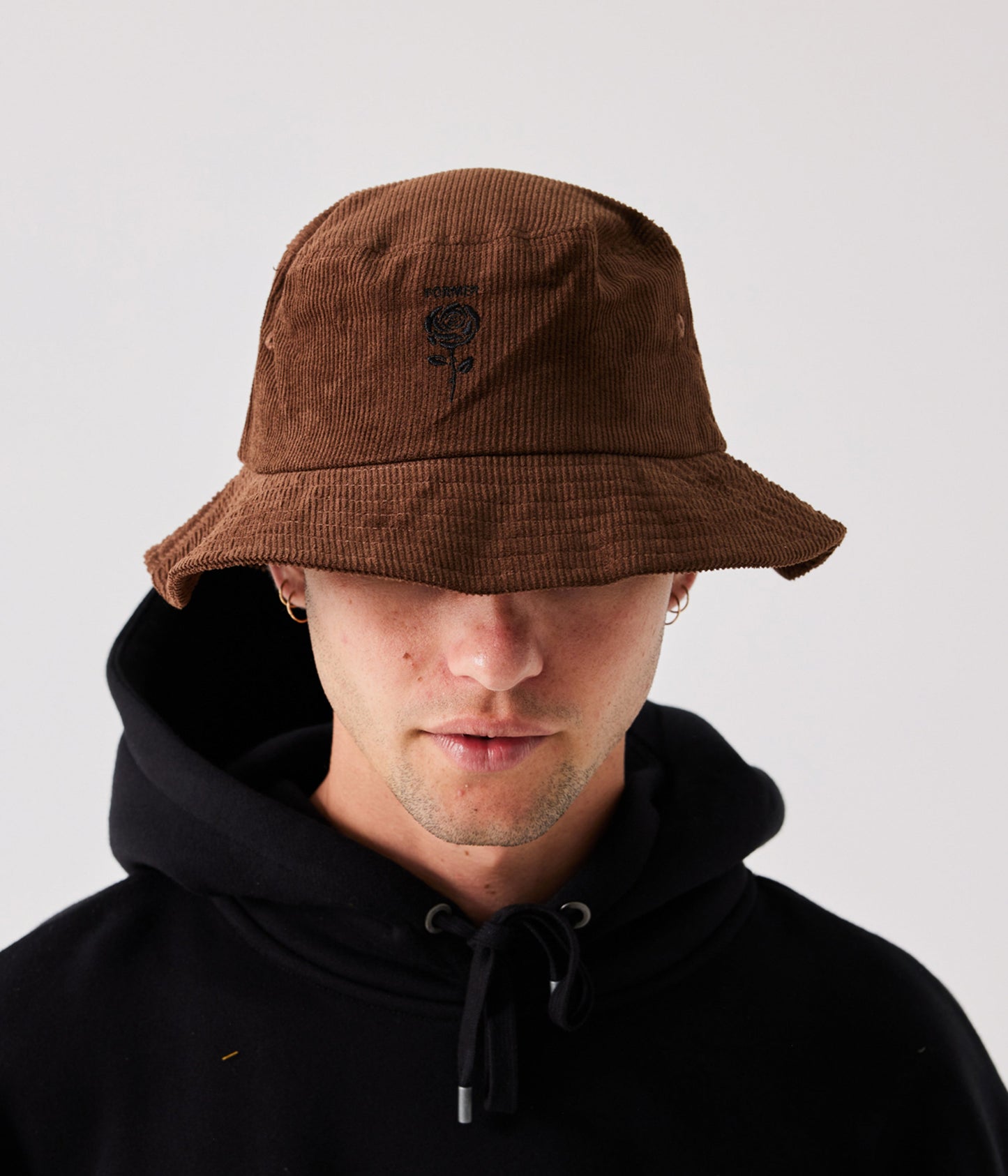 ROSE BUCKET HAT // BROWN