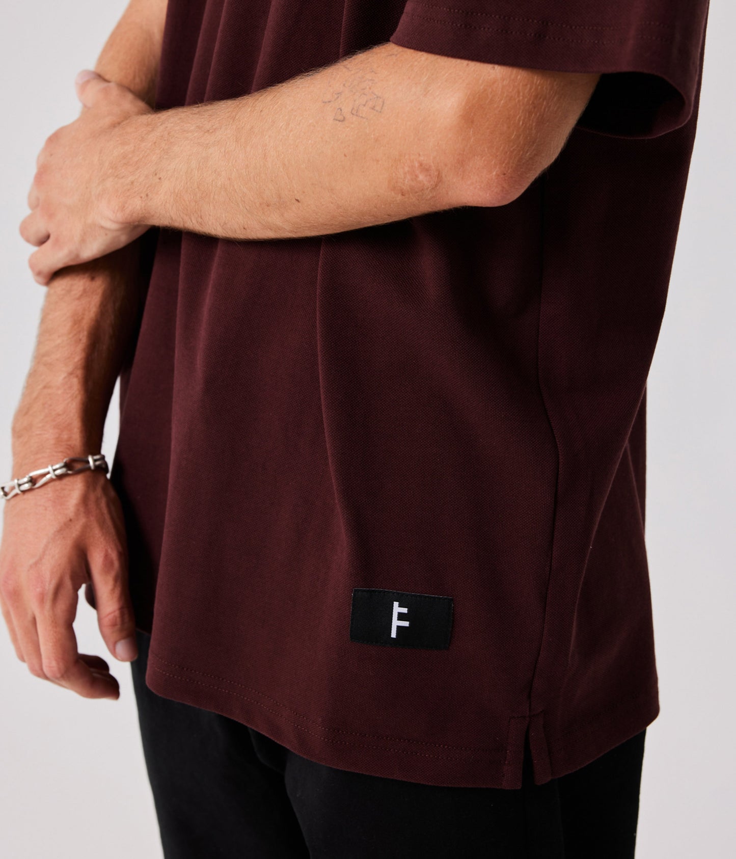 UNIFORM POLO // BURGUNDY
