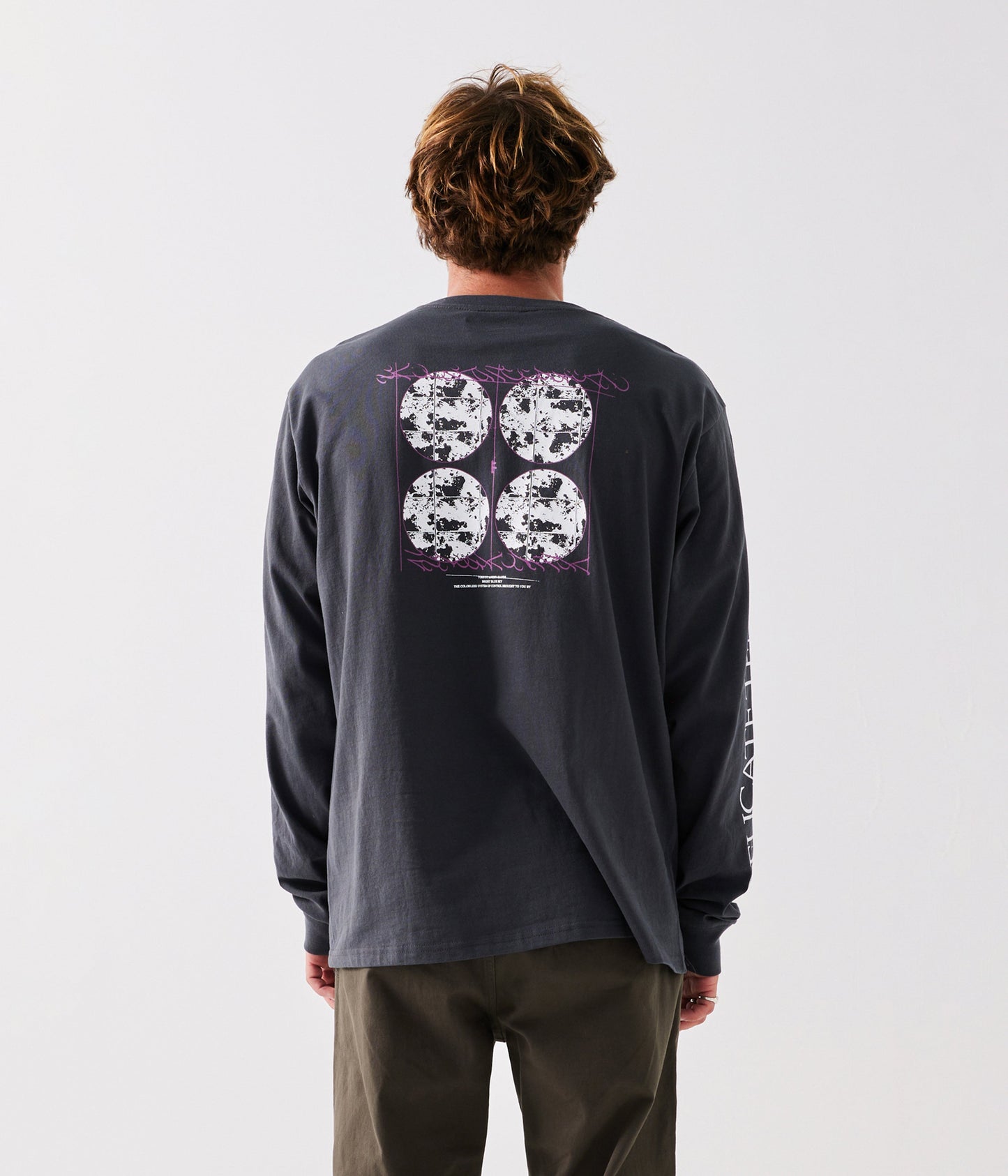 TENSION LS T-SHIRT // PEPPER