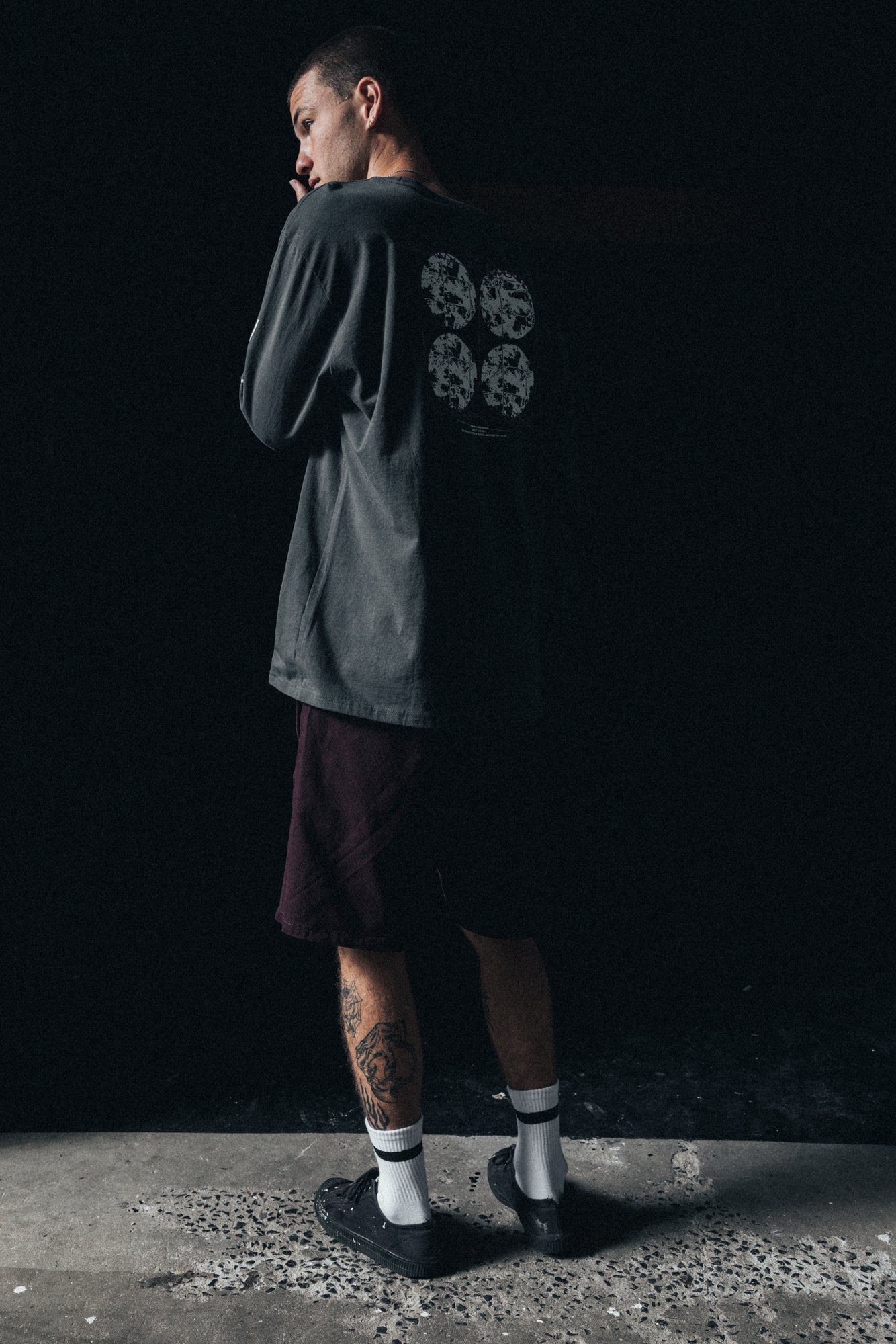 PRAYER WALKSHORT // BURGUNDY