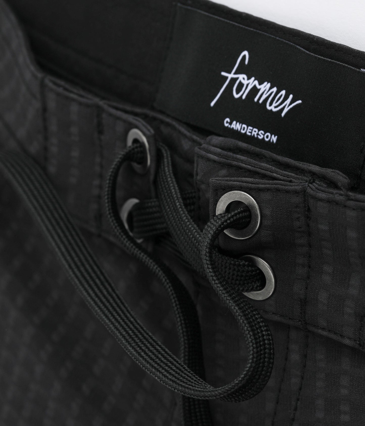 ANDERSON DIVISION TRUNK // BLACK/RED