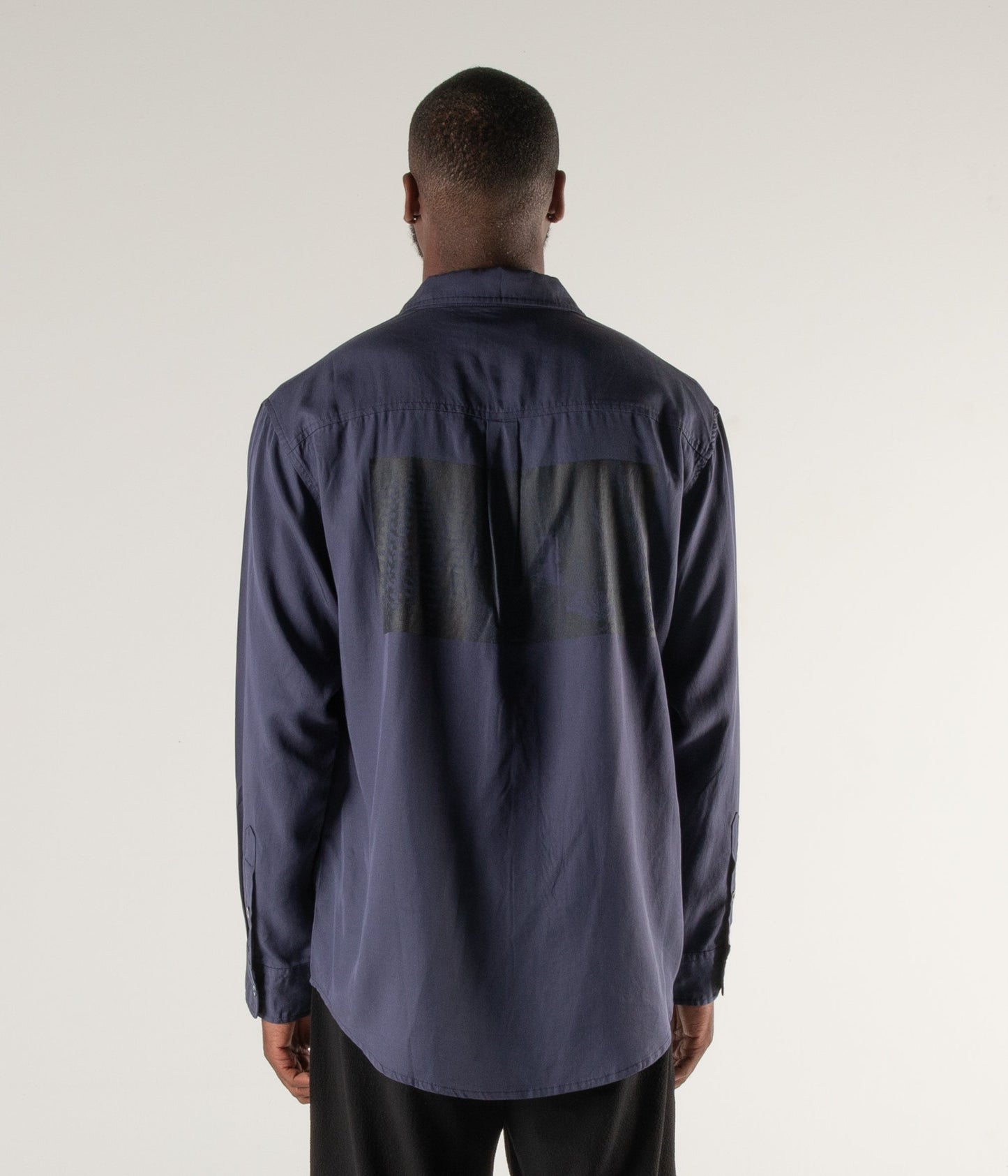VIVIAN BROADCAST LS SHIRT // NAVY