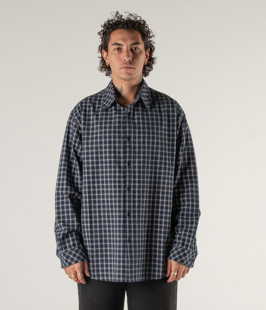 VIVIAN CHECK LS SHIRT // NAVY