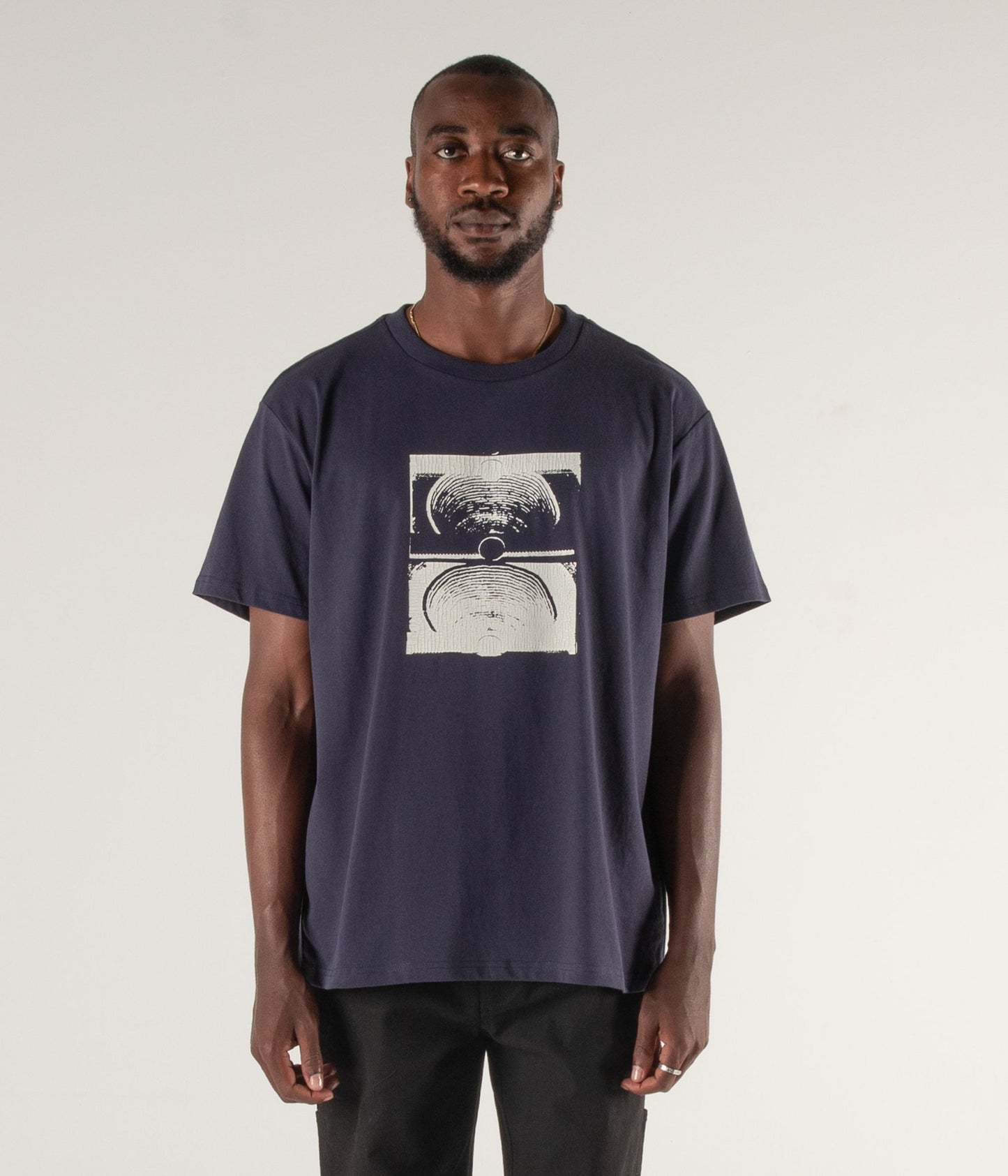 CRACKED CRUX T-SHIRT // NAVY