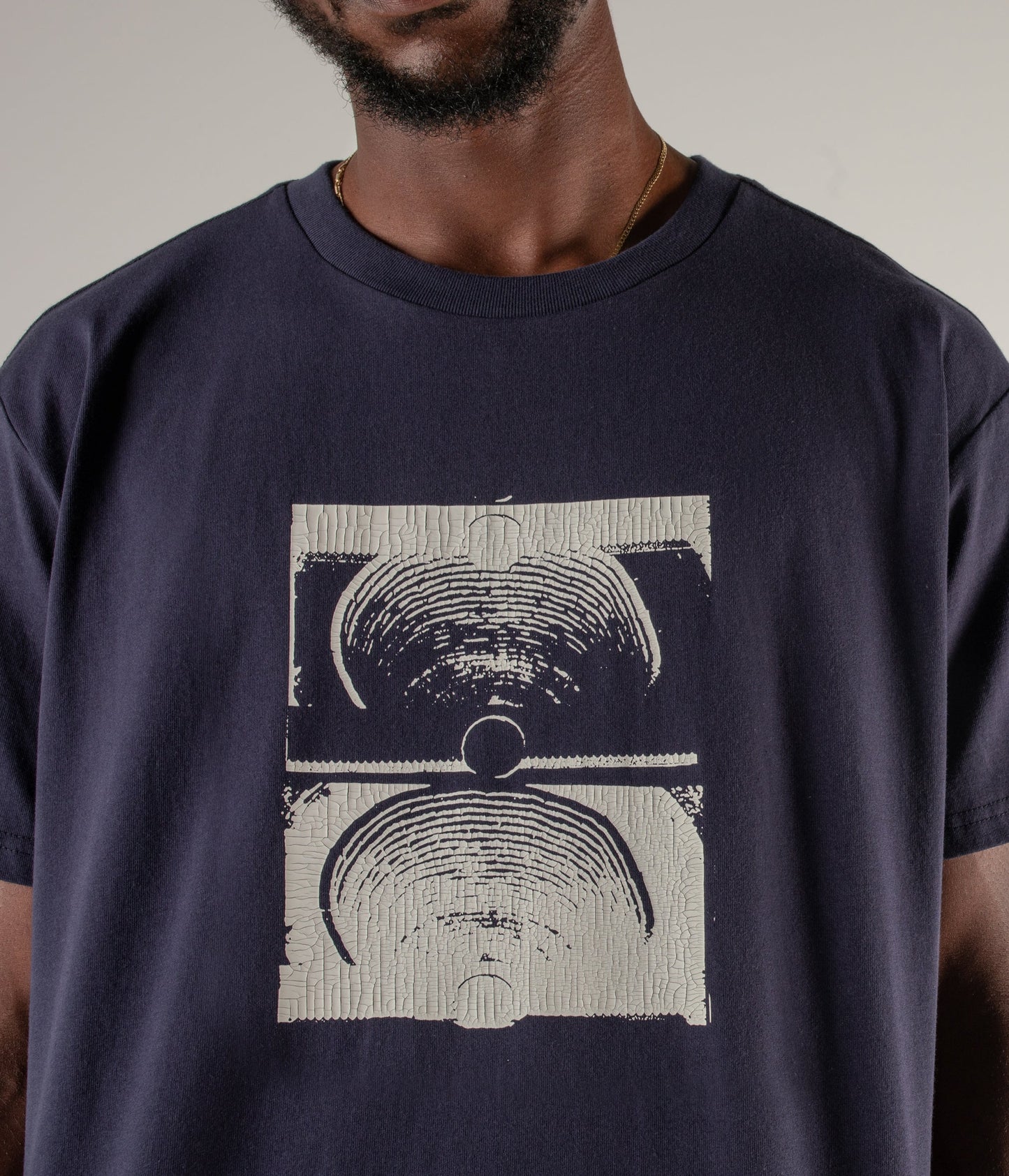 CRACKED CRUX T-SHIRT // NAVY