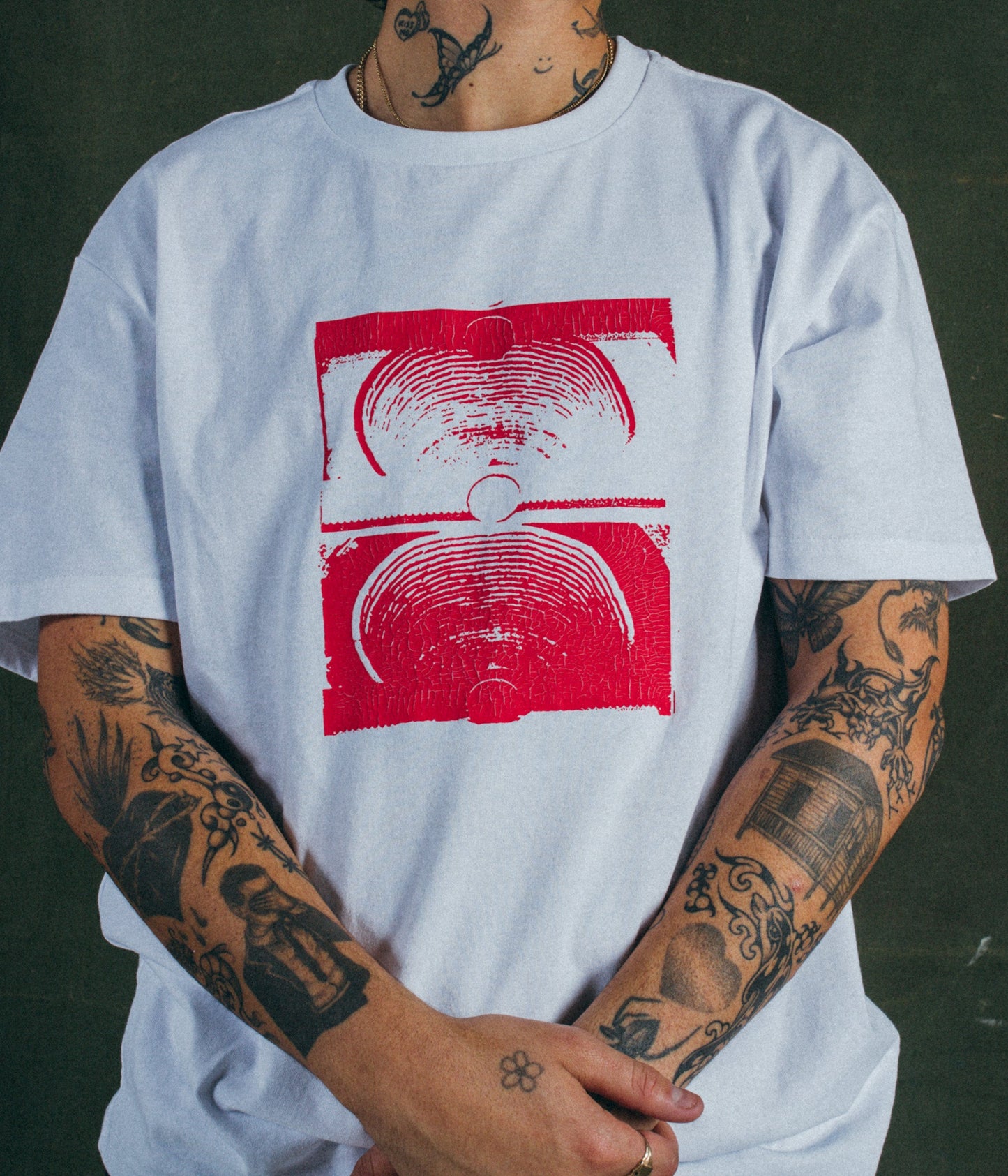 CRACKED CRUX T-SHIRT // WHITE