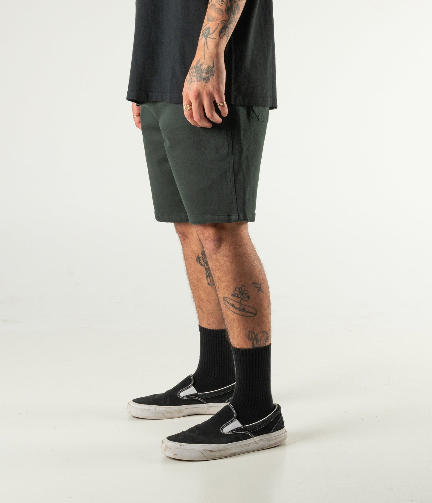 DISTEND DENIM WALKSHORT // IVY STONE