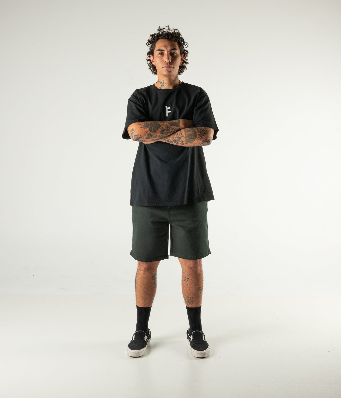DISTEND DENIM WALKSHORT // IVY STONE