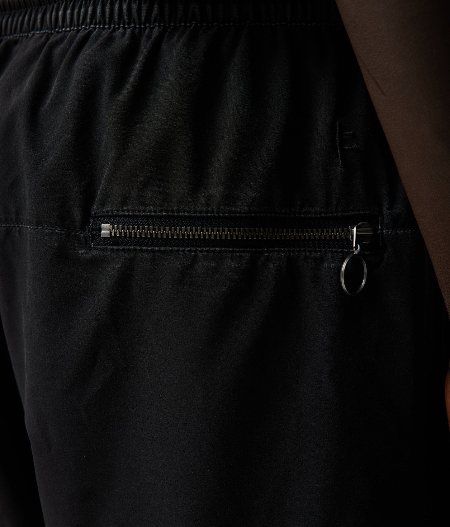 SWANS SWIM TRUNK // AGED BLACK