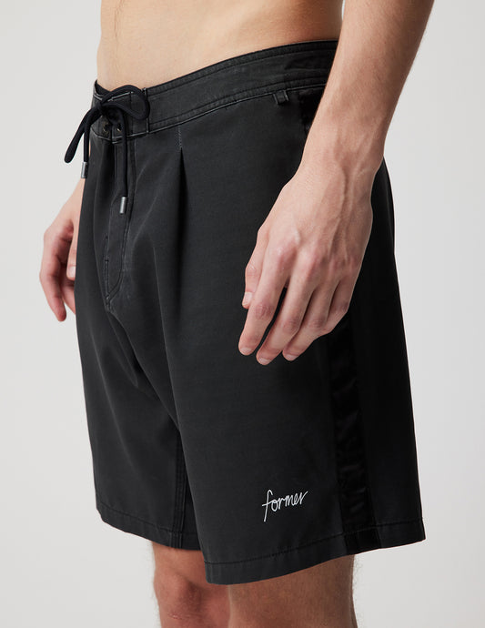 'Colorless Trunk' Black