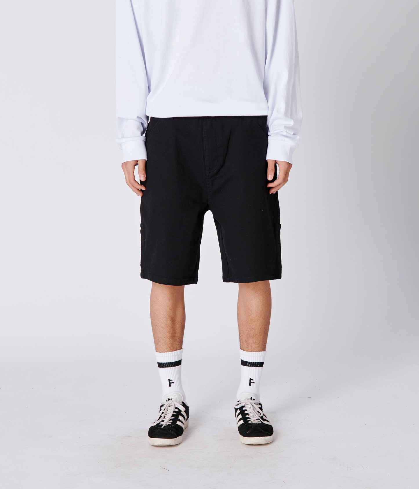VT SHORT // BLACK STONE
