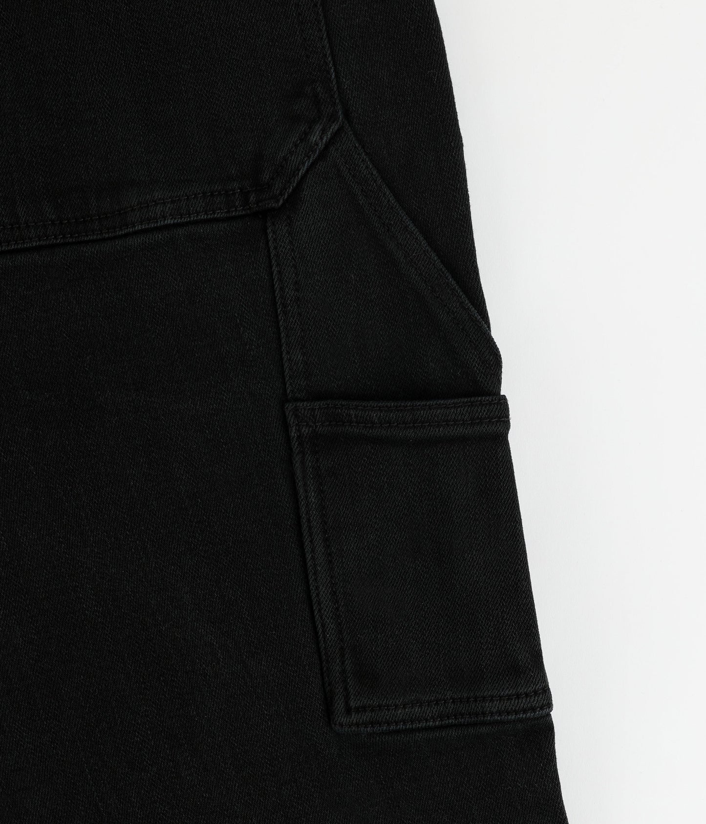 VT SHORT // BLACK STONE