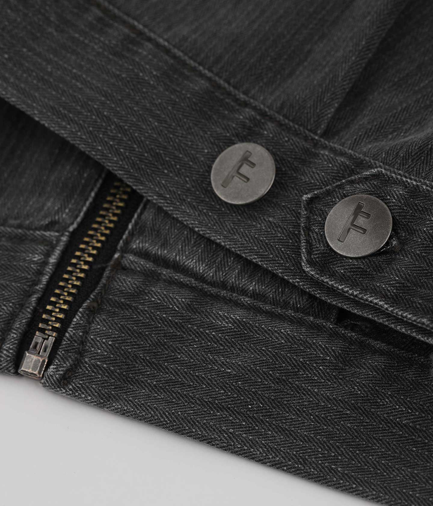 DISTEND JACKET // CHARCOAL PIN