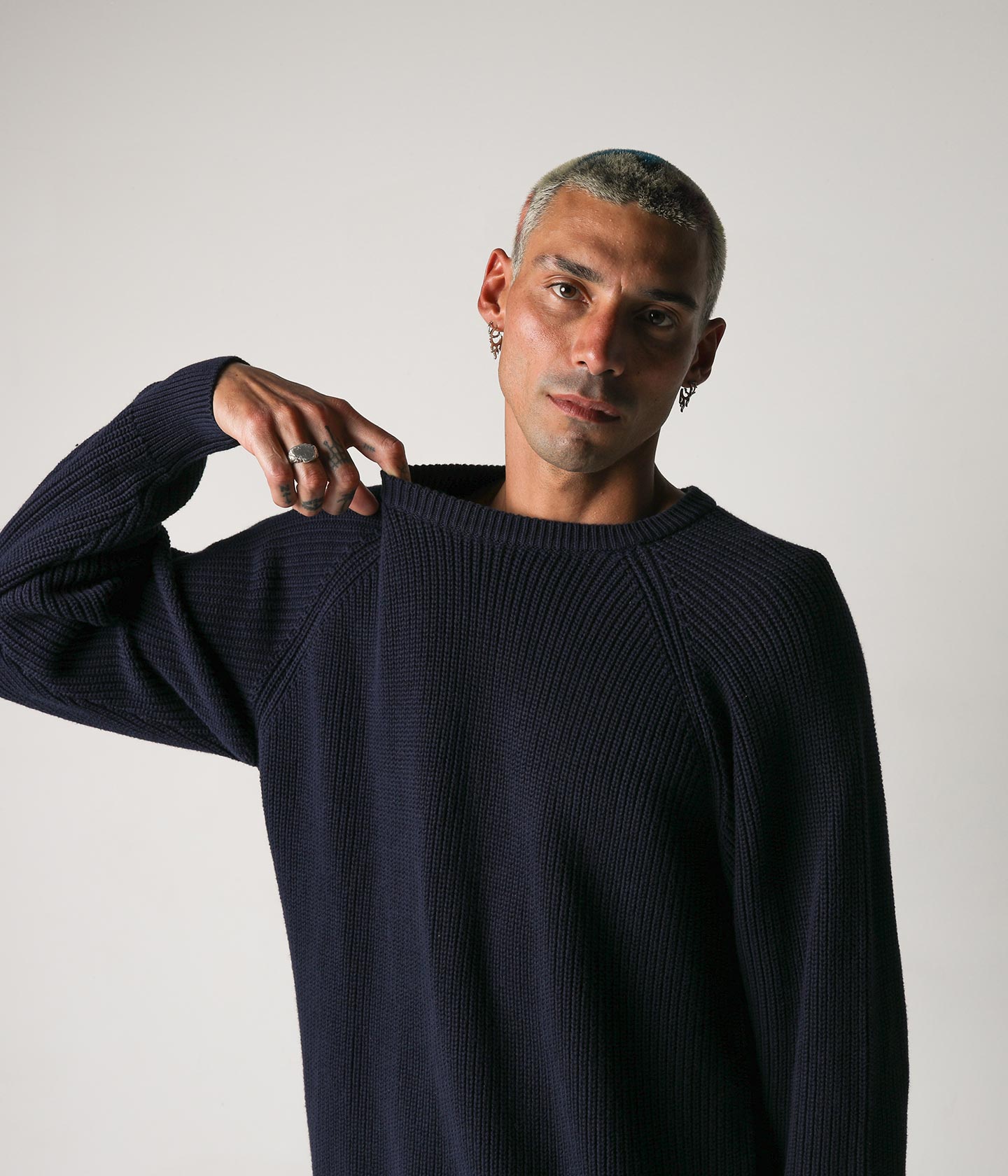 CIRCULATE KNIT CREW // NAVY