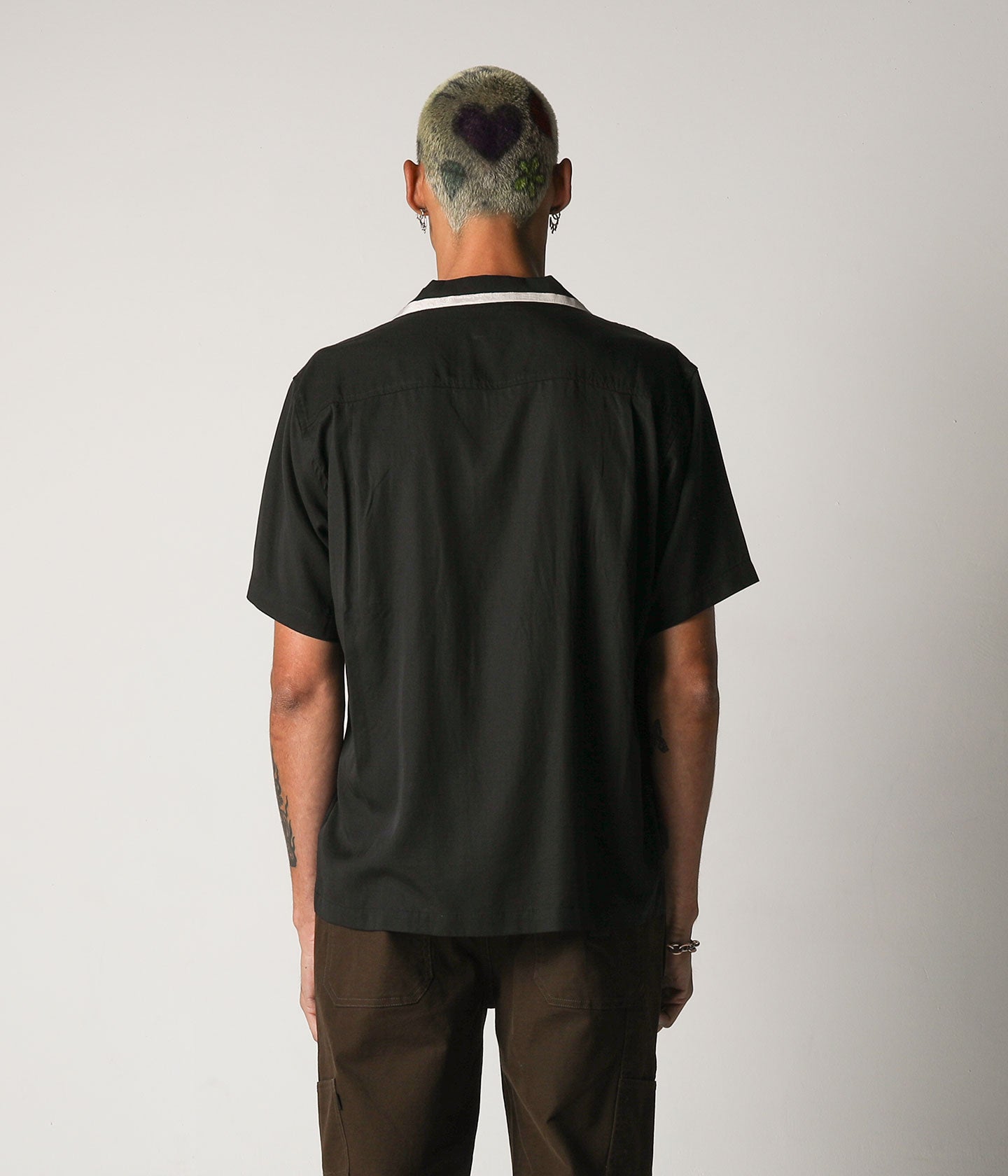 MARILYN FAINT SS SHIRT // BLACK OYSTER