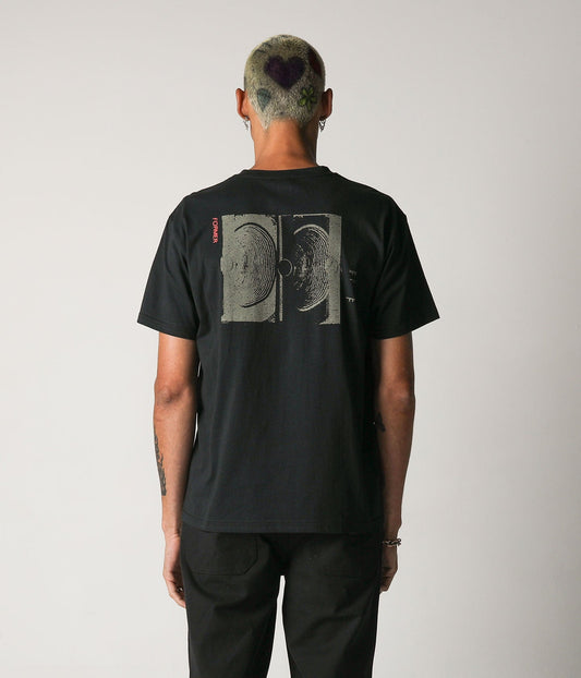 PIVOT CRUX T-SHIRT // BLACK