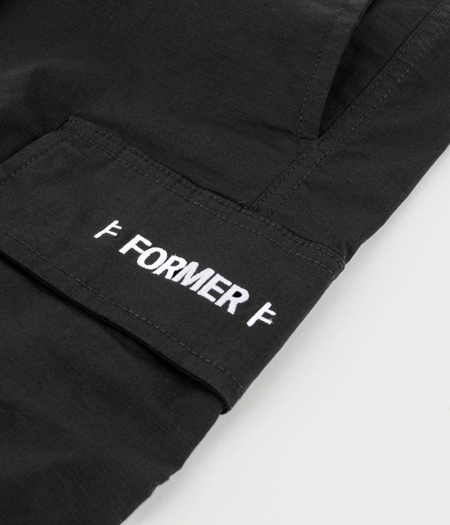 F CARGO PRAYER WALKSHORT // BLACK