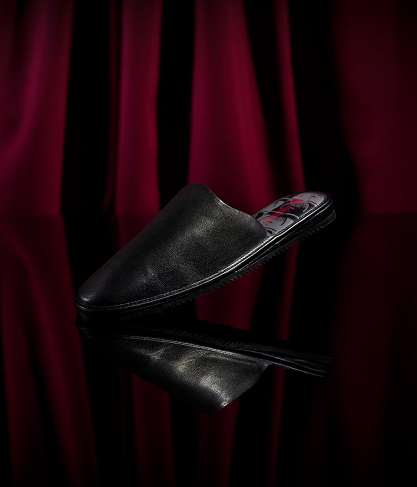 FORMER x GLOBE // Leather Mule