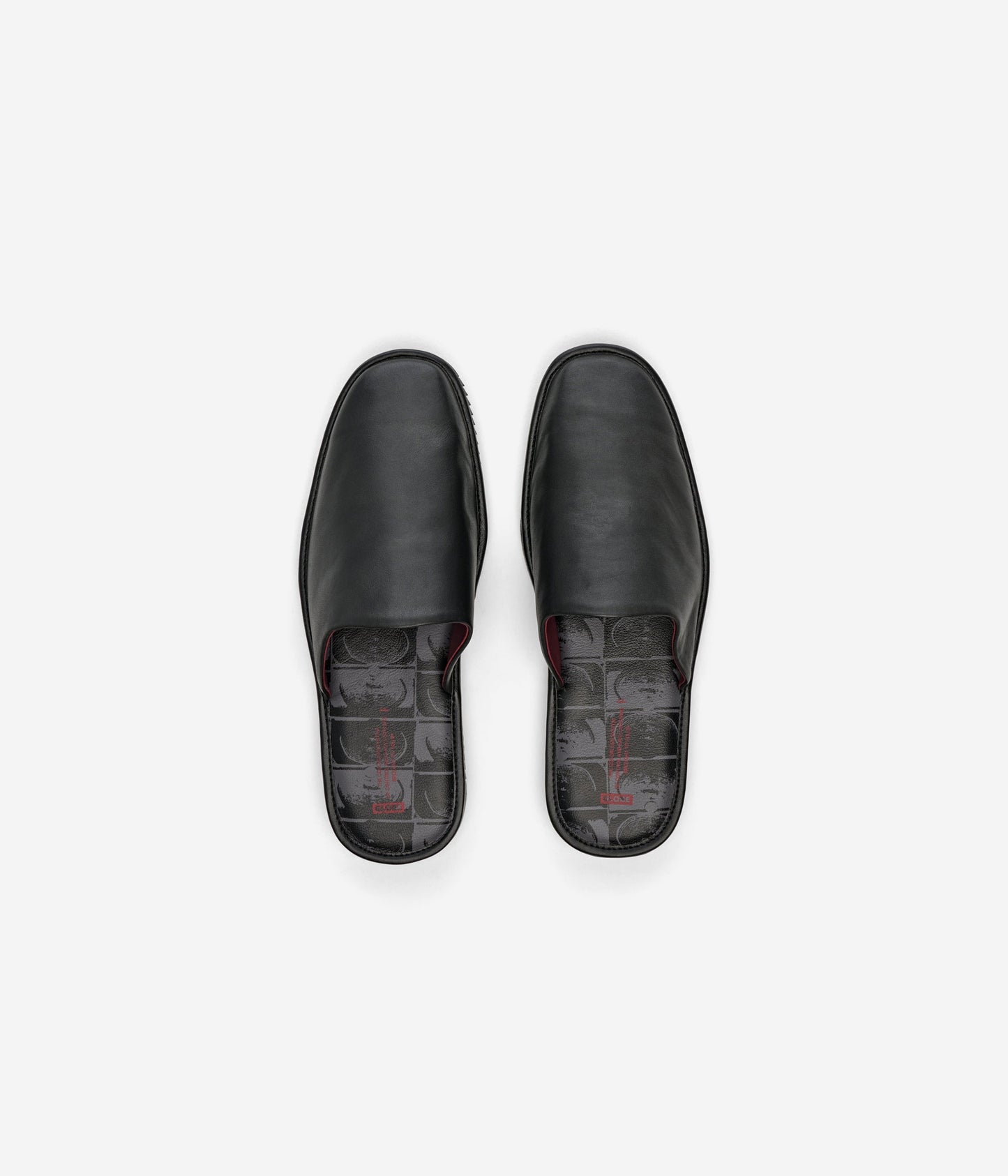 FORMER x GLOBE // Leather Mule