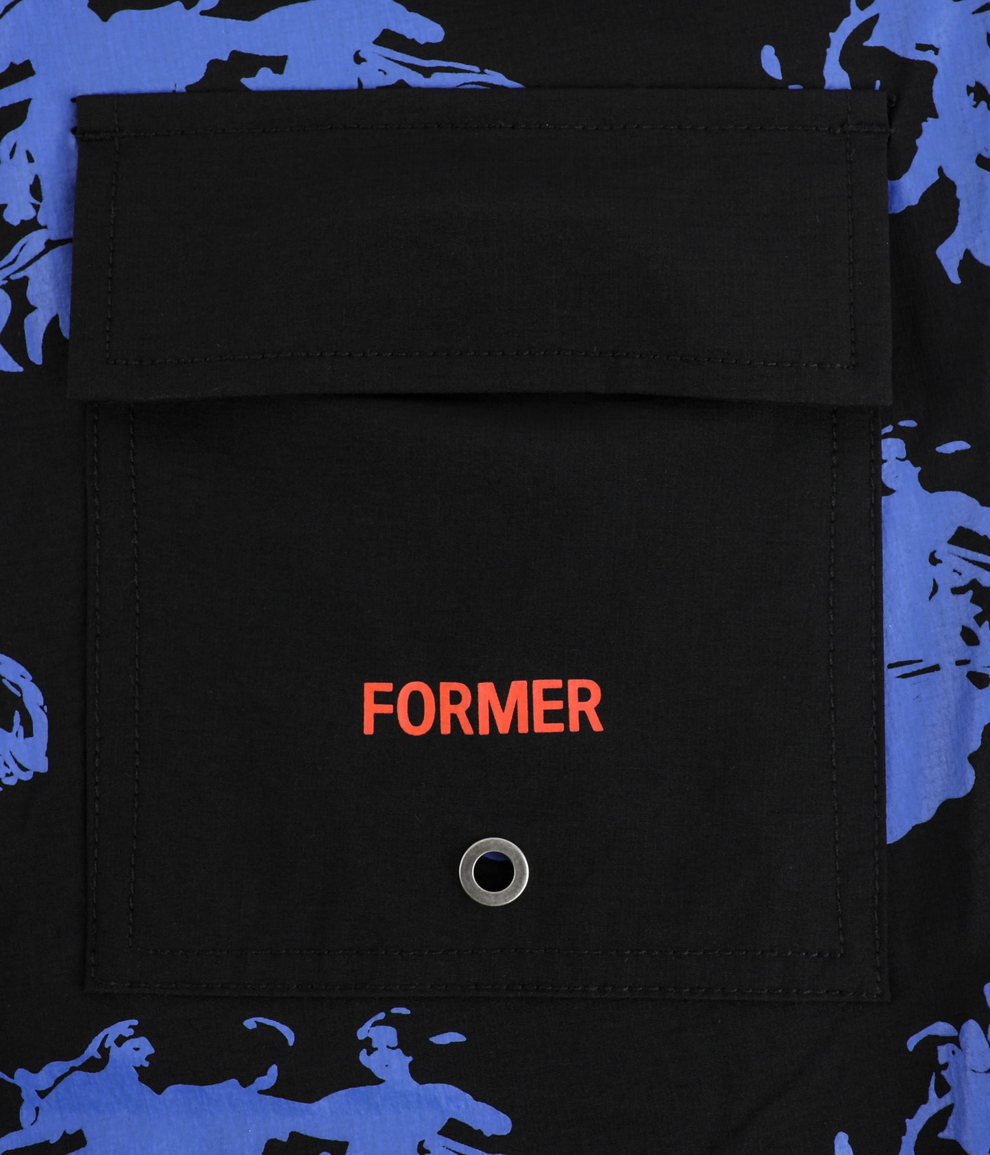 PERSUASION 17" TRUNK // BLACK